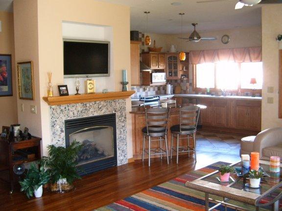 491 Sutherland Cir., Oconomowoc, WI 53066