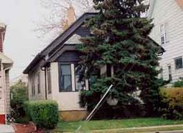4710 N 37th St, Milwaukee, WI 53209