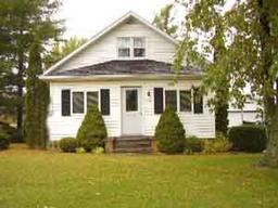 1158 W Madison St., Cleveland, WI 53015