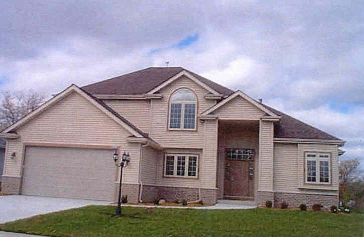 5056 W Evergreen St, Franklin, WI 53132