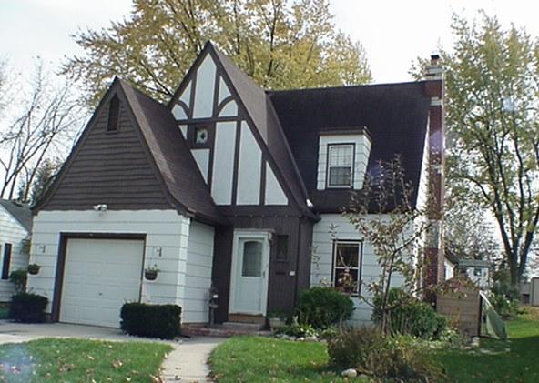 51 E Lincoln Ave., Hartford, WI 53027