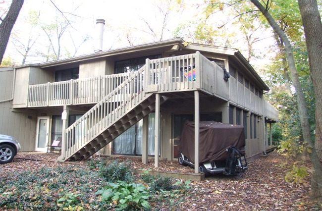 308D Abbey Springs Dr., Fontana, WI 53125