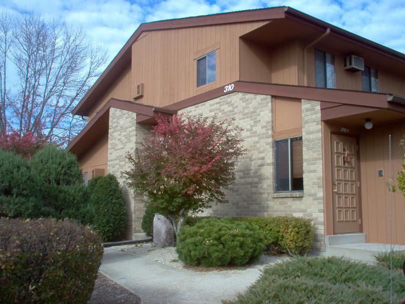 310 Sheffield Rd. #1, Waukesha, WI 53186