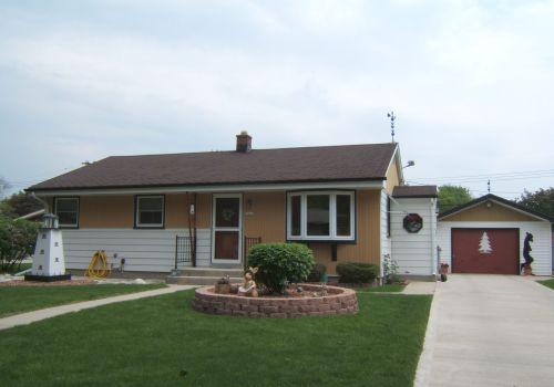 5840 S 33rd Ct., Milwaukee, WI 53221