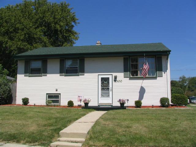 9300 Carol Ann Dr., Sturtevant, WI 53177