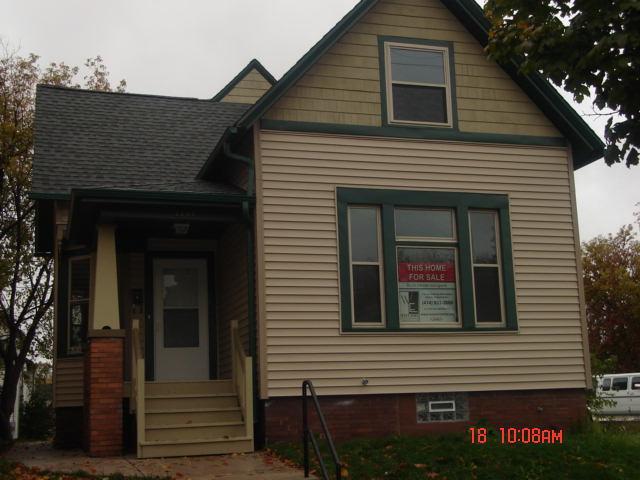2049 N 24th Pl., Milwaukee, WI 53205
