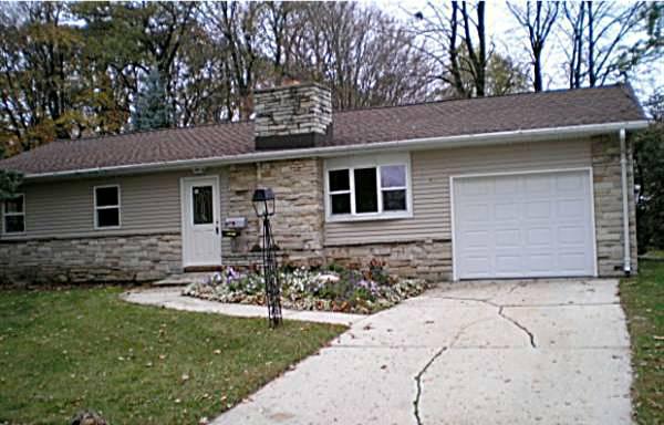 1723 Monroe, New Holstein, WI 53061