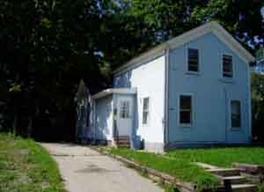 1128 Geneva St., Racine, WI 53404