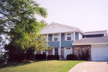 1931 Fieldcrest Ln., Waukesha, WI 53186