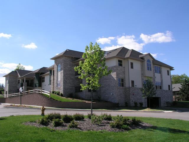 460 N Silverbrook Dr. #202, West Bend, WI 53090