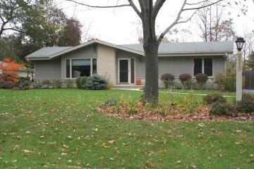 6520 S 122nd St, Franklin, WI 53132