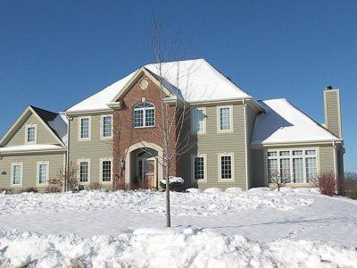 W263N2889 Coachman Dr., Pewaukee, WI 53072