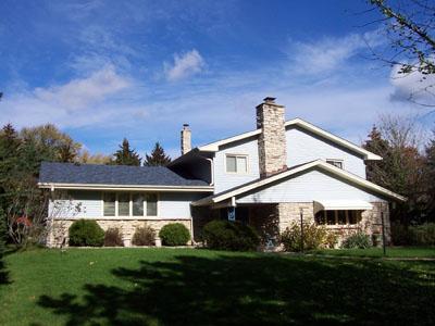 N61W16066 Hawthorne Dr., Menomonee Falls, WI 53051