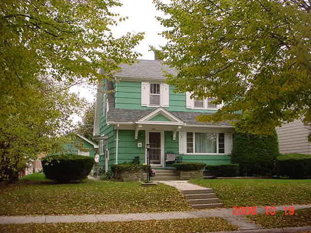 1207 Main Ave, Sheboygan, WI 53083