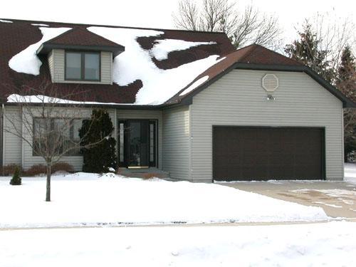 1703 Hoover St., New Holstein, WI 53014