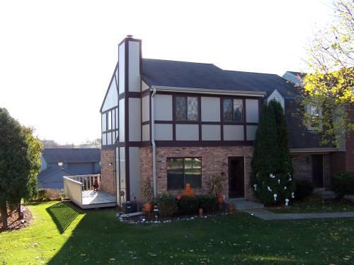 362 Willow Grove Dr. #H, Pewaukee, WI 53072