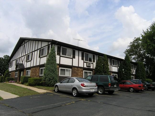 3092 Main St., East Troy, WI 53120