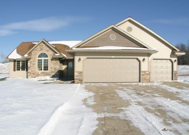414 Sand Dr., West Bend, WI 53095