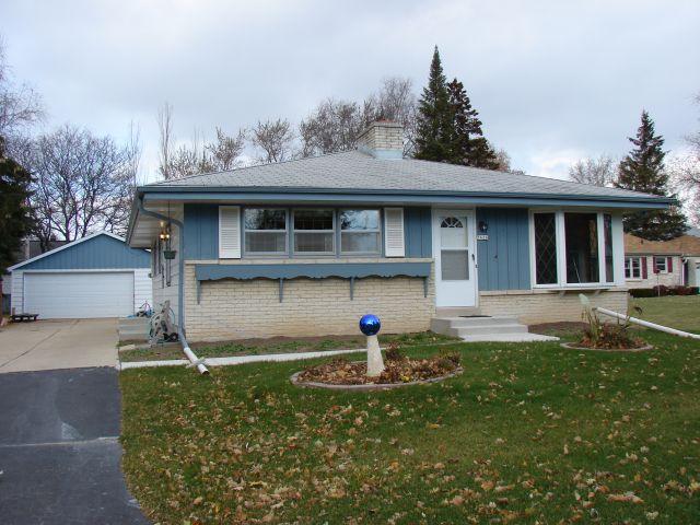 [Address Hidden by Seller], Milwaukee, WI 53221