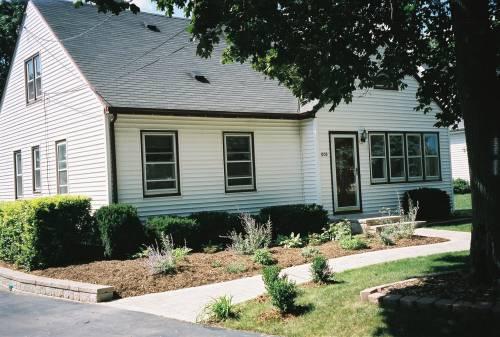 1030 Guthrie Rd, Waukesha, WI 53186