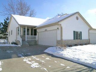 225 Heritage Ln, Onalaska, WI 54650