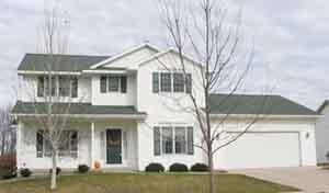1009 Eastwood St., Holmen, WI 54636