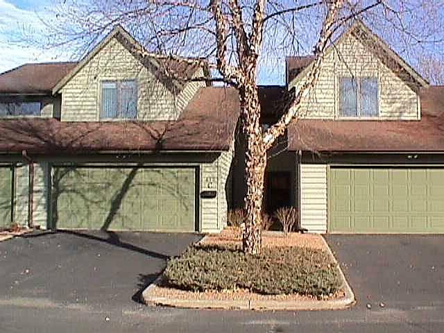 412 Gillette St #C, La Crosse, WI 54603