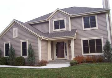 W265N2785 Prospect Ave, Pewaukee, WI 53072