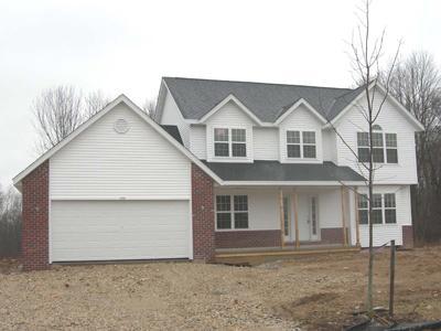 193 Beatrice Dr., Hartford, WI 53027