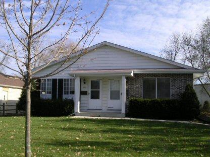 453 S Lyman St., Oconomowoc, WI 53066