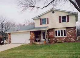 4895 Squire Dr., Greendale, WI 53129