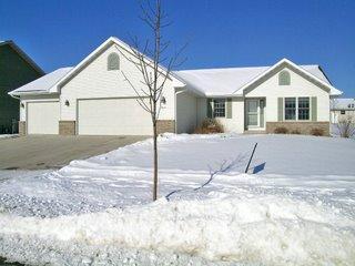 905 Deerfield St., Holmen, WI 54636