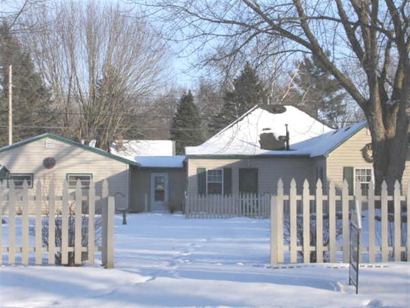 209 Long Coulee Rd., Holmen, WI 54636