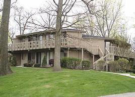 710 Country Club Dr. #G, Fontana, WI 53125