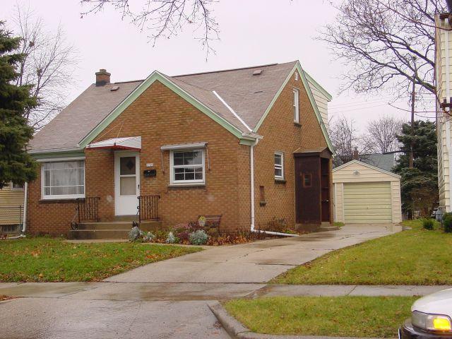 3700 N 94th St., Milwaukee, WI 53222