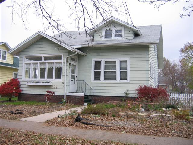 1527 Park Ave., La Crosse, WI 54601