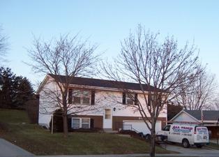 919 E Kings Ridge Ct., West Bend, WI 53090