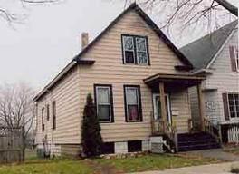 2210 S Woodward St, Milwaukee, WI 53207