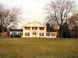 9360 N Spruce Rd, River Hills, WI 53217