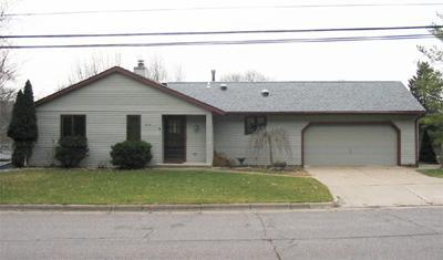 3214 Cliffside Dr, La Crosse, WI 54601