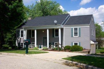 917 Sandy Acre Ct., West Bend, WI 53090