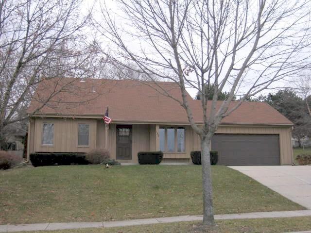 170 Debbie Dr., Waukesha, WI 53189