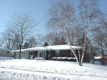 205 Summit, Hartford, WI 53027