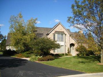 12346 N Woodfield Ct., Mequon, WI 53092
