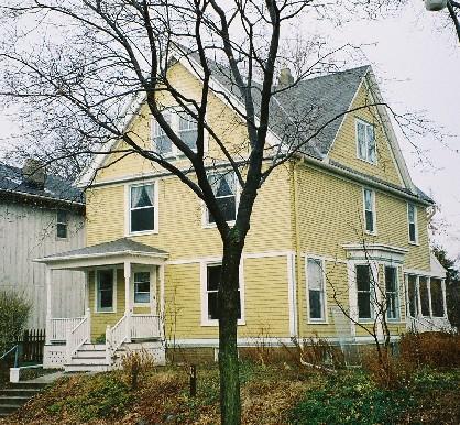 346 E Wilson St, Milwaukee, WI 53207