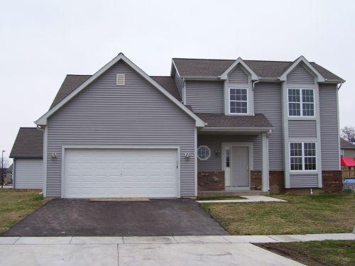 124 N Wild Flower, Elkhorn, WI 53121