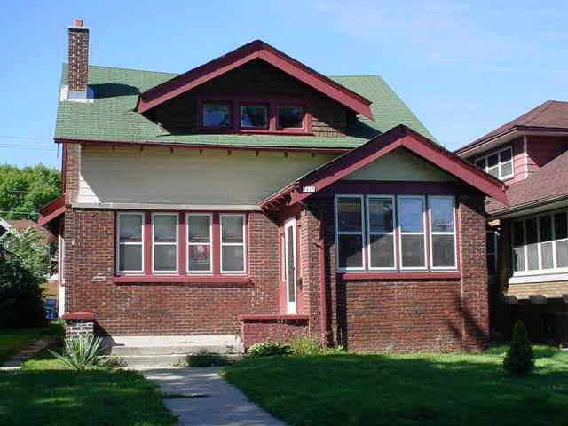 2415 N 47th St., Milwaukee, WI 53210