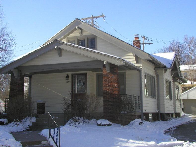 2189 N 73rd St., Wauwatosa, WI 53213