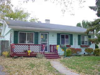 8618 15th Ave., Kenosha, WI 53143