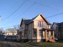 34 E Loos St., Hartford, WI 53027